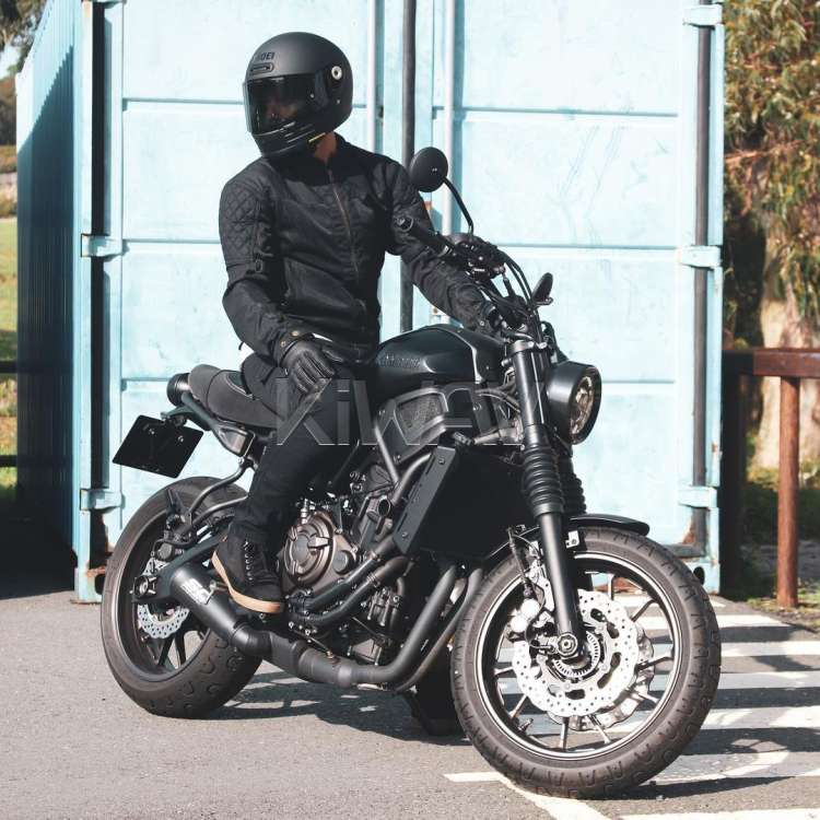 Photos taken by customers – KiWAV Eclipse mirrors on motorcycles