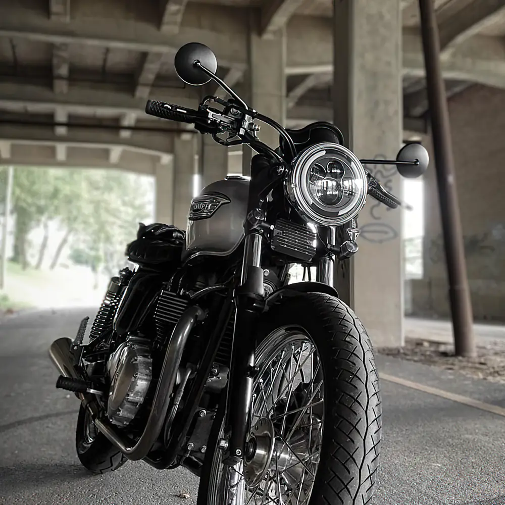 Round motorcycle mirrors Eclipse on Triumph Bonneville T100